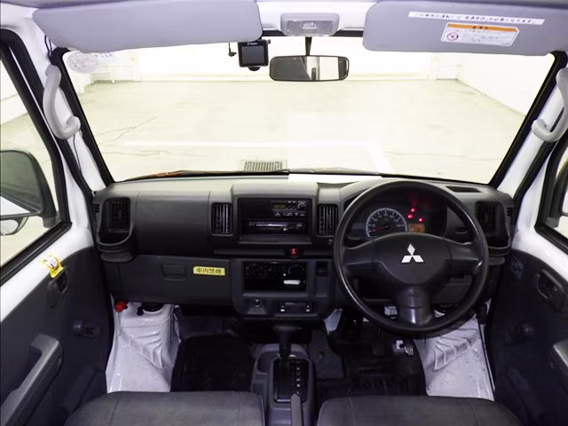 MITSUBISHI MINICAB