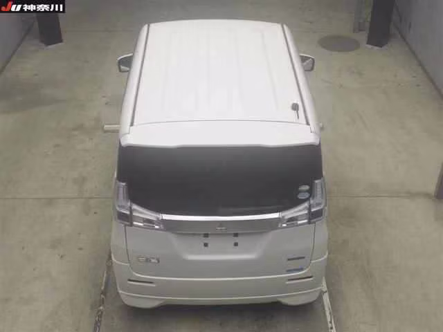 MITSUBISHI DELICA D:2