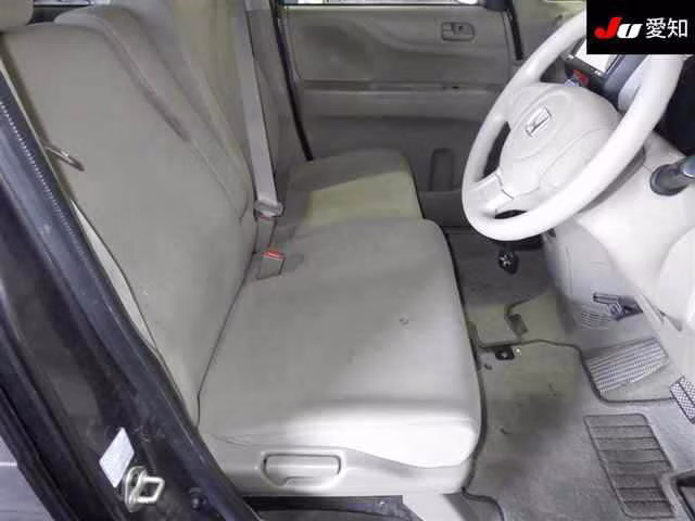 HONDA N-BOX+