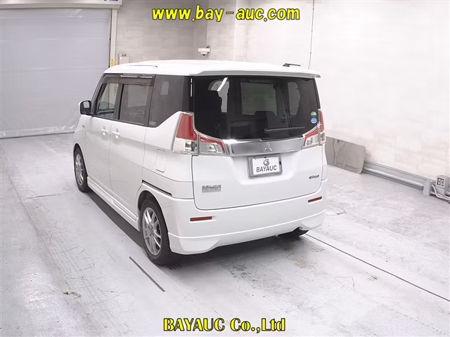 MITSUBISHI DELICA D:2