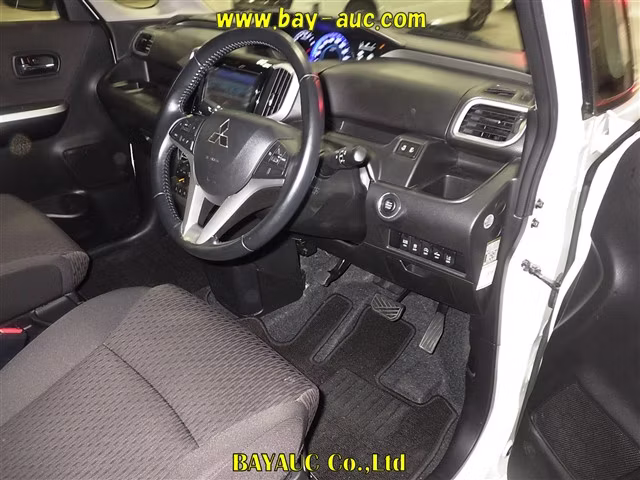 MITSUBISHI DELICA D:2