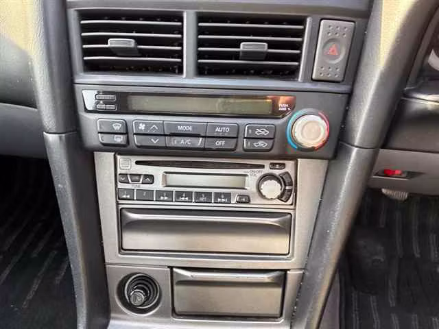 NISSAN SKYLINE