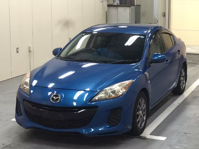 MAZDA AXELA