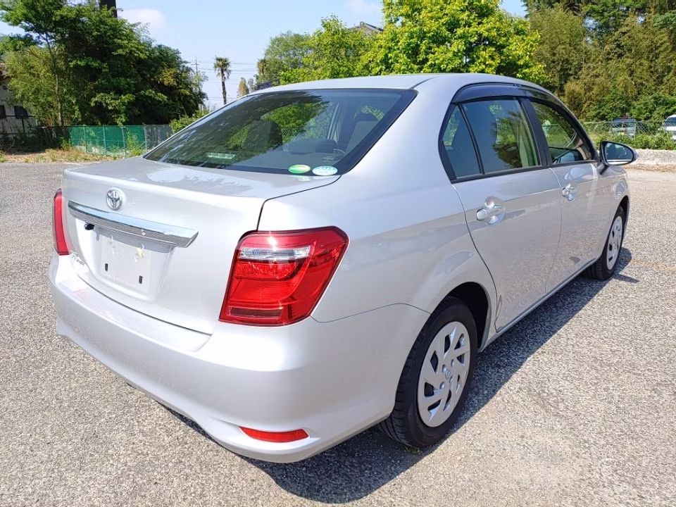 TOYOTA COROLLA AXIO