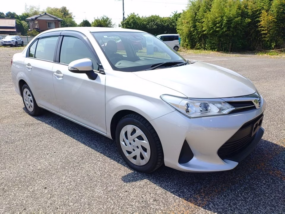 TOYOTA COROLLA AXIO