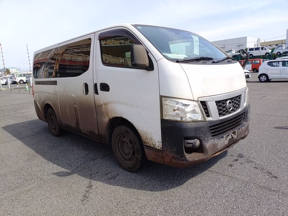 NISSAN NV350 CARAVAN