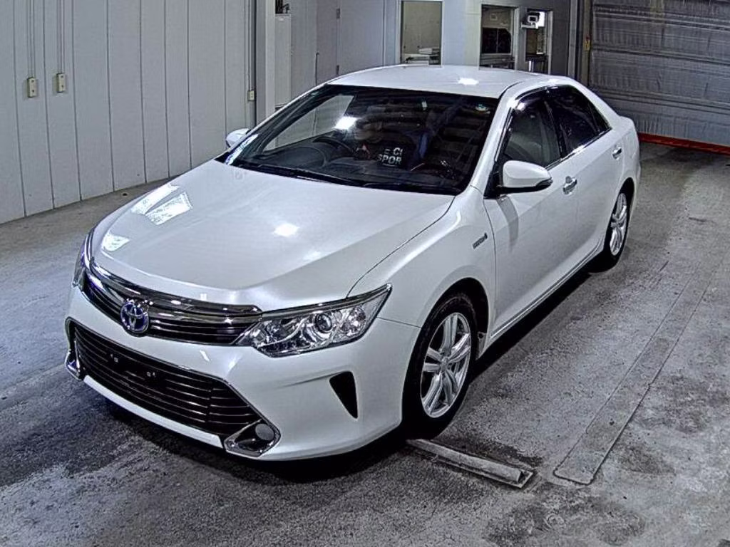 TOYOTA CAMRY