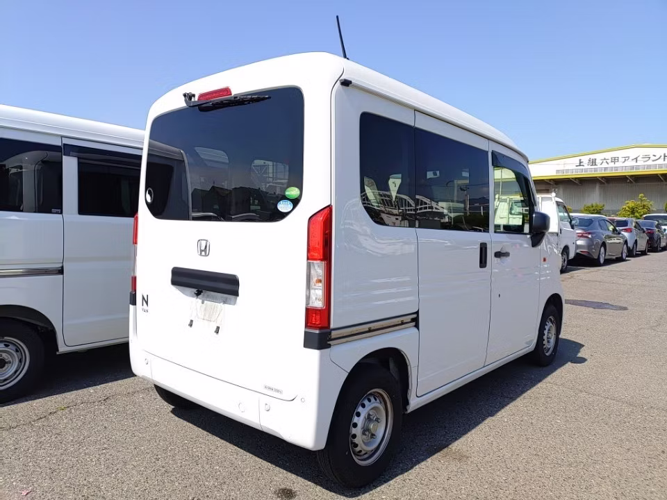 HONDA N-VAN