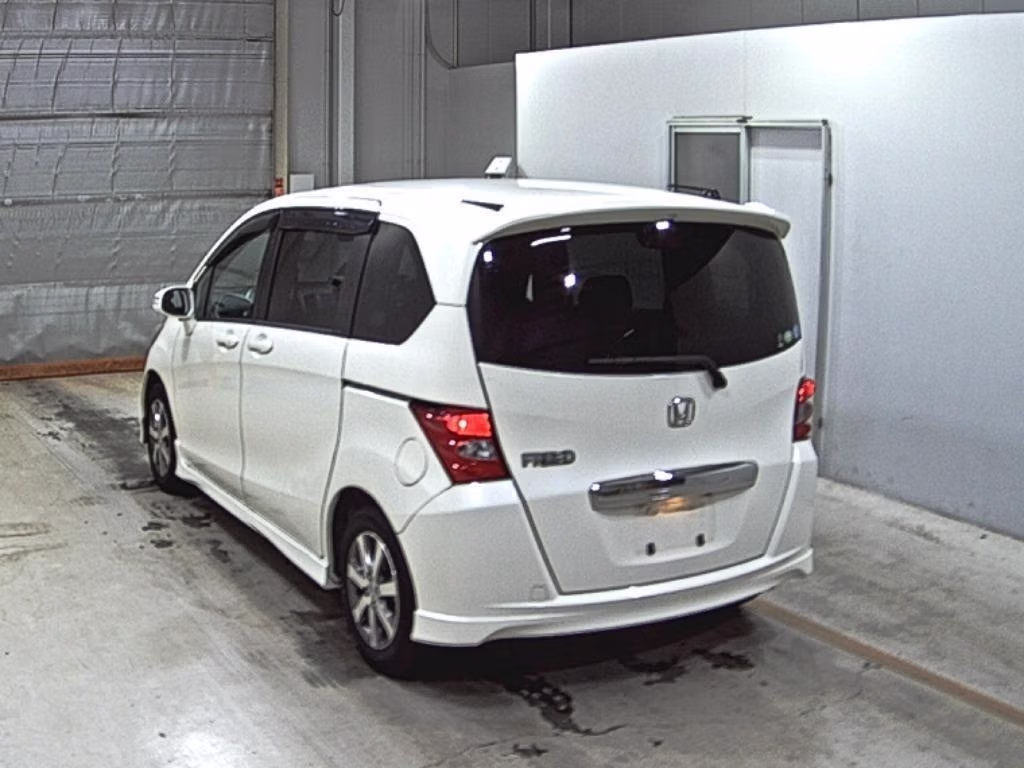 HONDA FREED