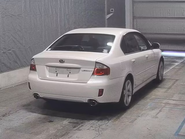 SUBARU LEGACY B4