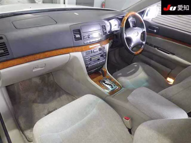 TOYOTA MARK II