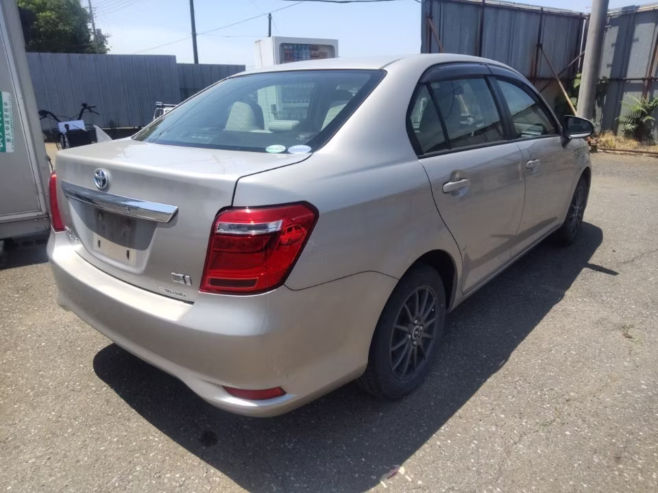 TOYOTA COROLLA AXIO