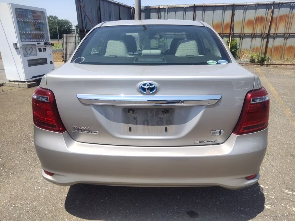 TOYOTA COROLLA AXIO