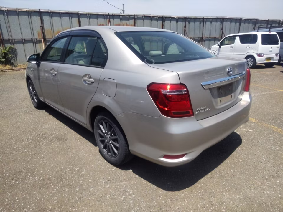 TOYOTA COROLLA AXIO