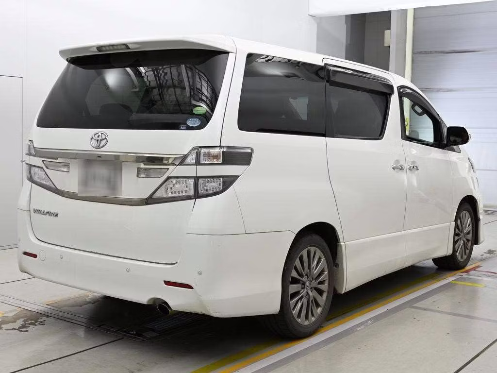 TOYOTA VELLFIRE