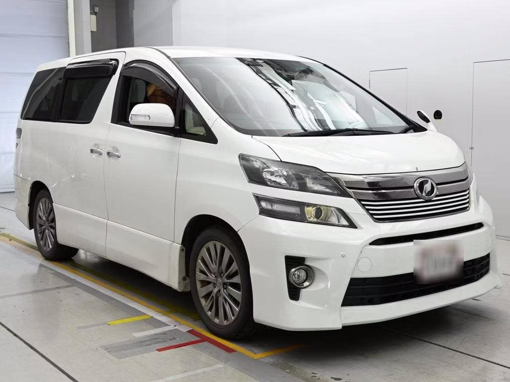 TOYOTA VELLFIRE