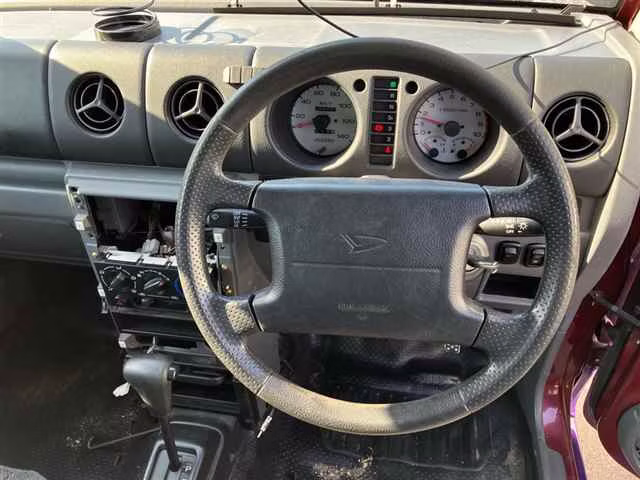 DAIHATSU NAKED