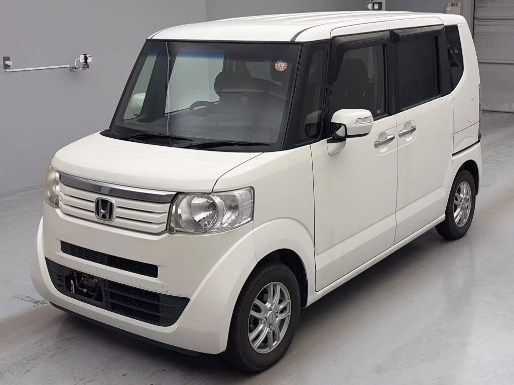 HONDA N-BOX