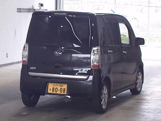 DAIHATSU TANTO EXE