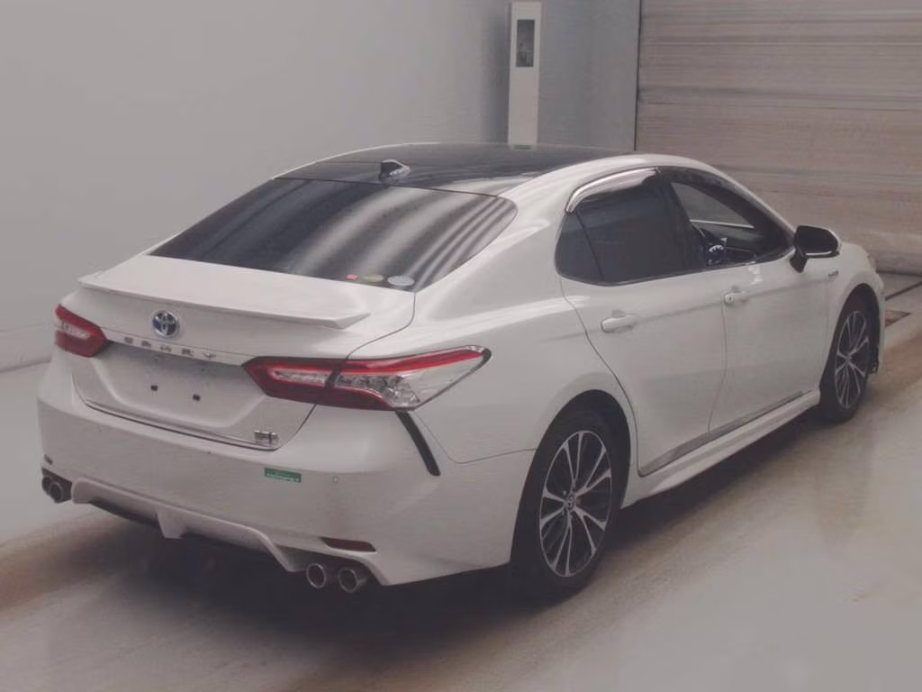 TOYOTA CAMRY