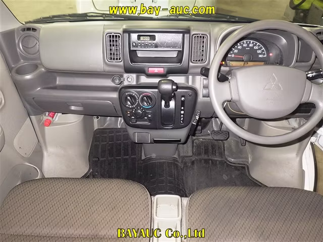 MITSUBISHI MINICAB