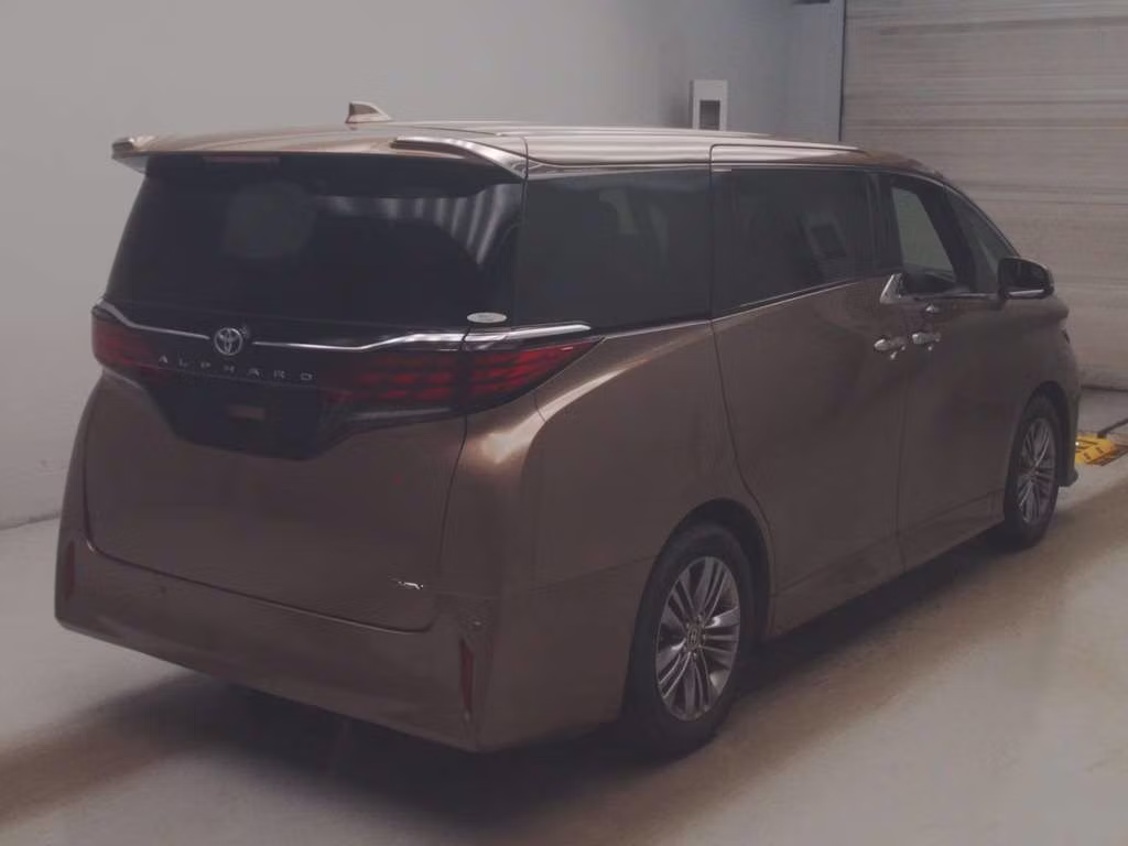 TOYOTA ALPHARD