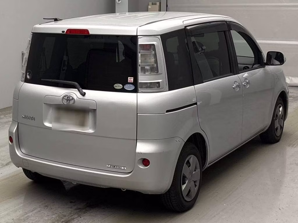 TOYOTA SIENTA