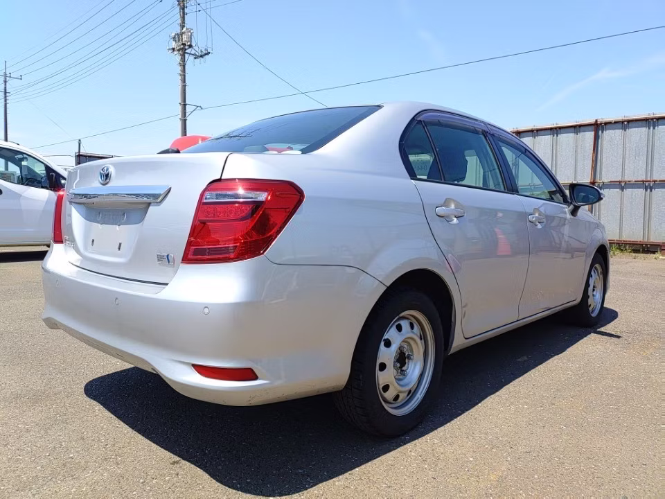 TOYOTA COROLLA AXIO