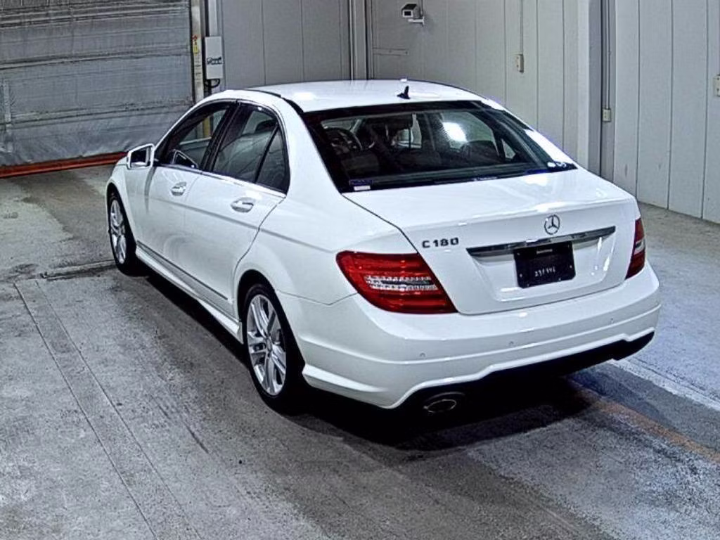 MERCEDES-BENZ C-CLASS