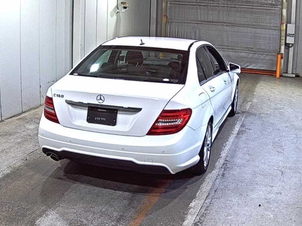 MERCEDES-BENZ C-CLASS