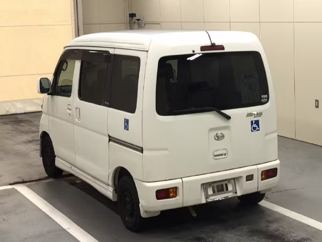 DAIHATSU ATRAI