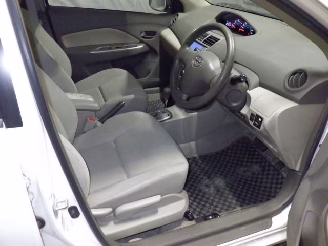 TOYOTA BELTA