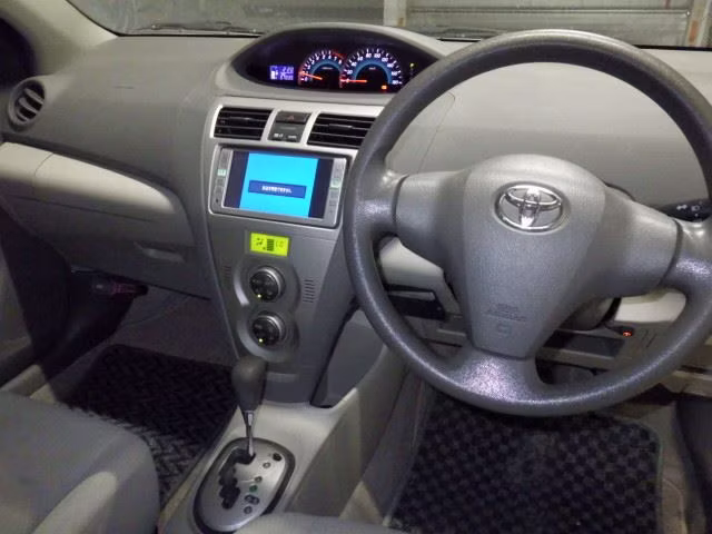 TOYOTA BELTA