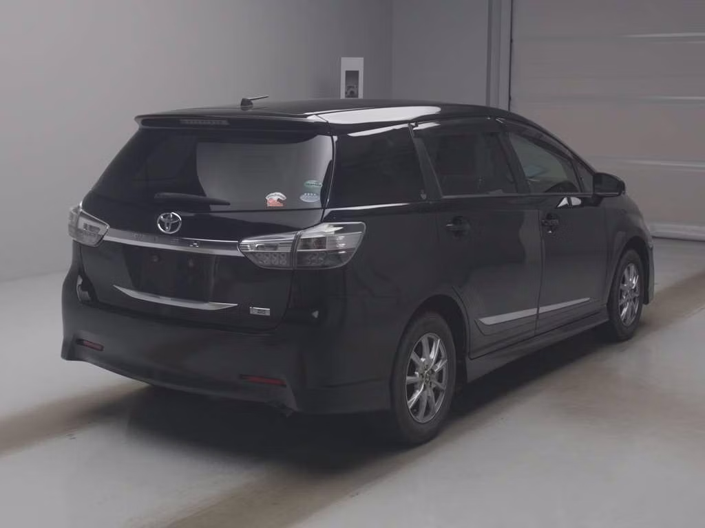 TOYOTA WISH