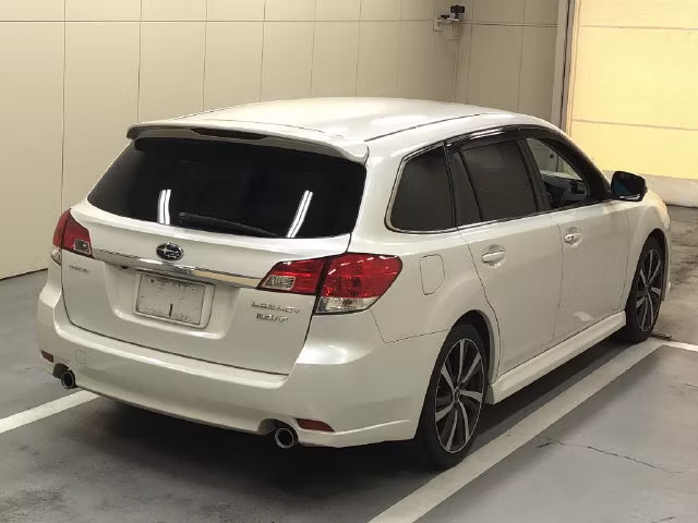 SUBARU LEGACY