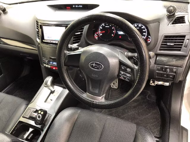 SUBARU LEGACY