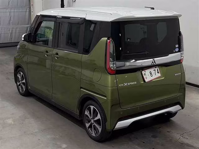 MITSUBISHI EK SPACE