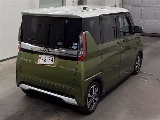 MITSUBISHI EK SPACE