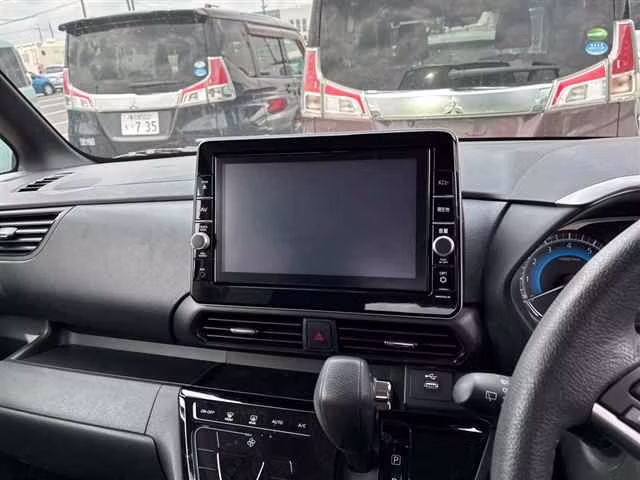 MITSUBISHI EK SPACE
