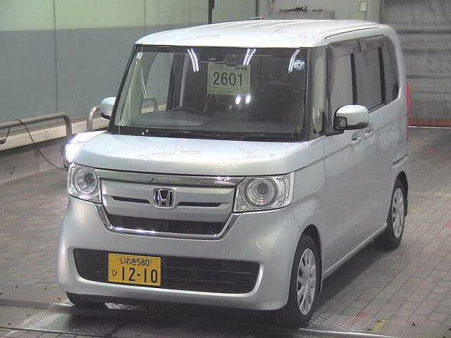HONDA N-BOX