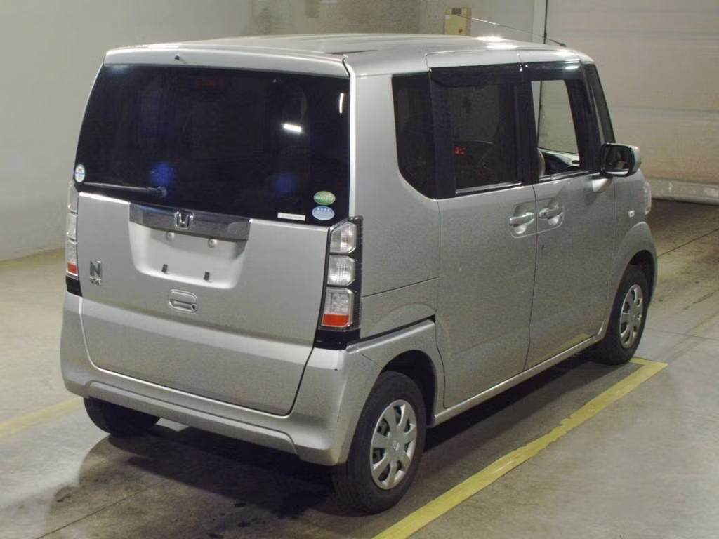 HONDA N-BOX