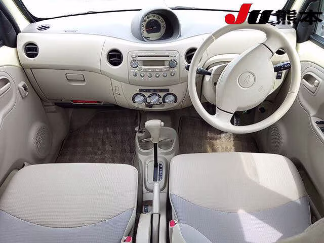 DAIHATSU ESSE