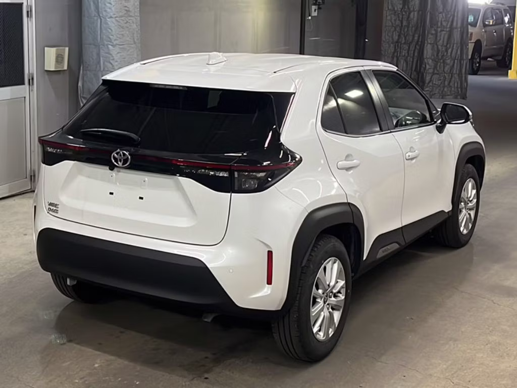 TOYOTA YARIS CROSS