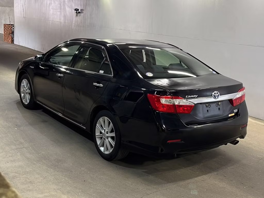 TOYOTA CAMRY