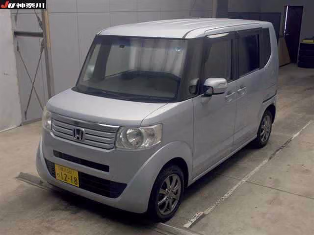HONDA N-BOX