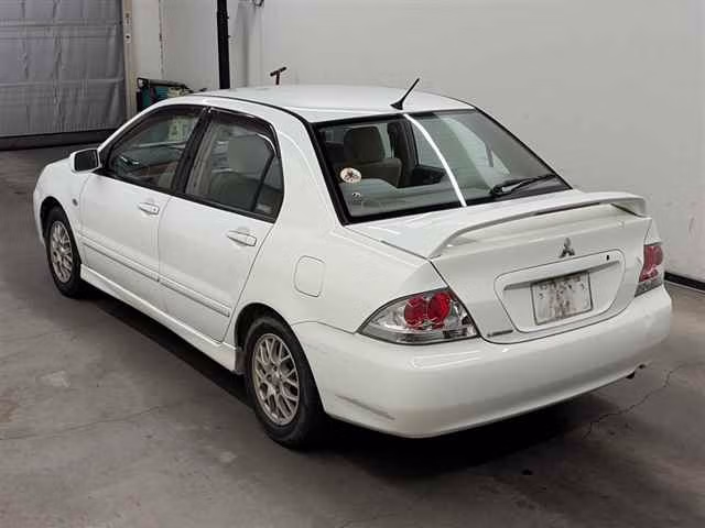 MITSUBISHI LANCER