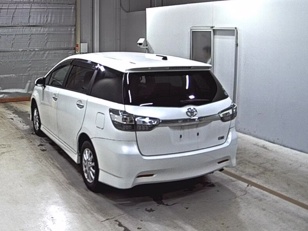 TOYOTA WISH