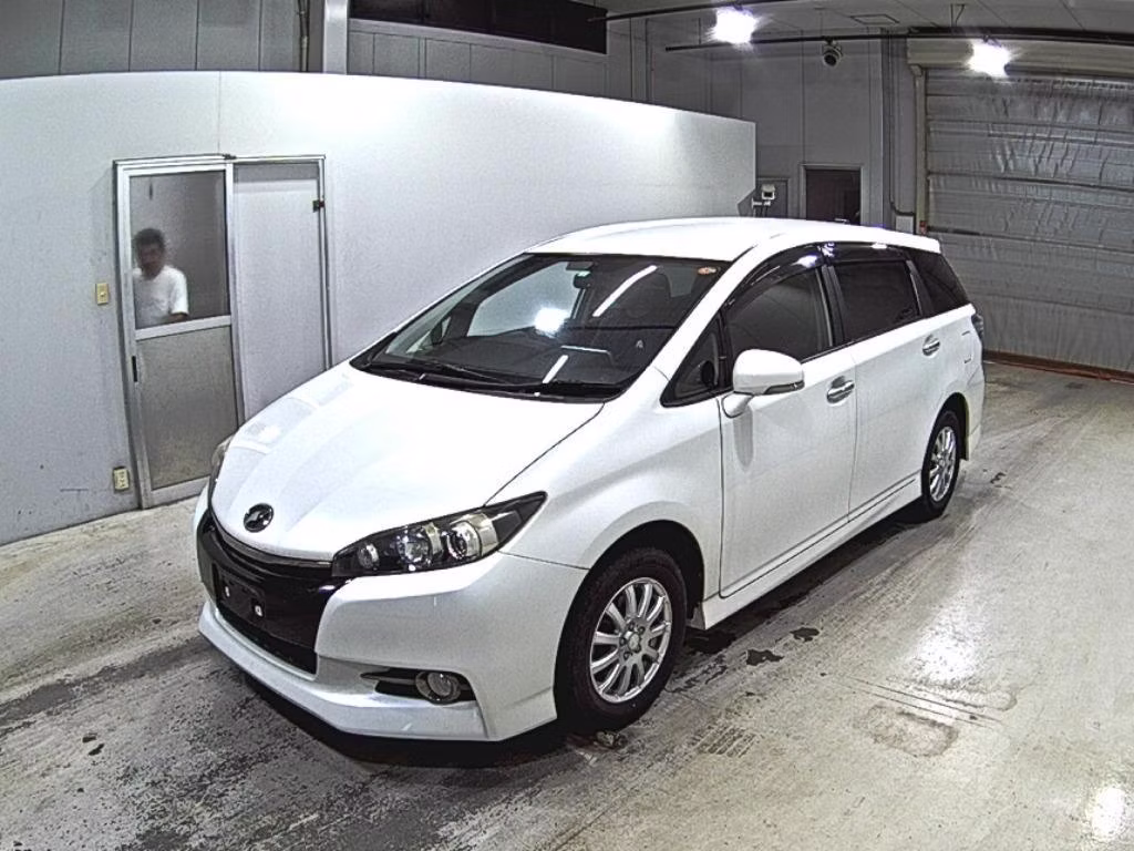 TOYOTA WISH