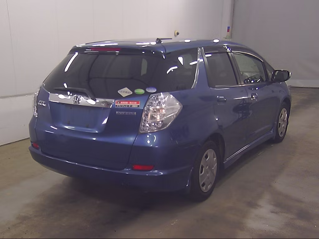 HONDA FIT SHUTTLE