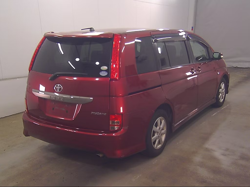 TOYOTA ISIS